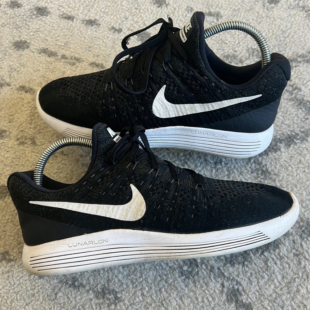 Womens Nike Lunar Epic Flyknit 2 Size 8.5 Running Shoes Black white fly‎ knit